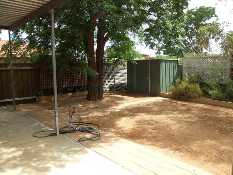 3 Eitzen St, Berri SA 5343