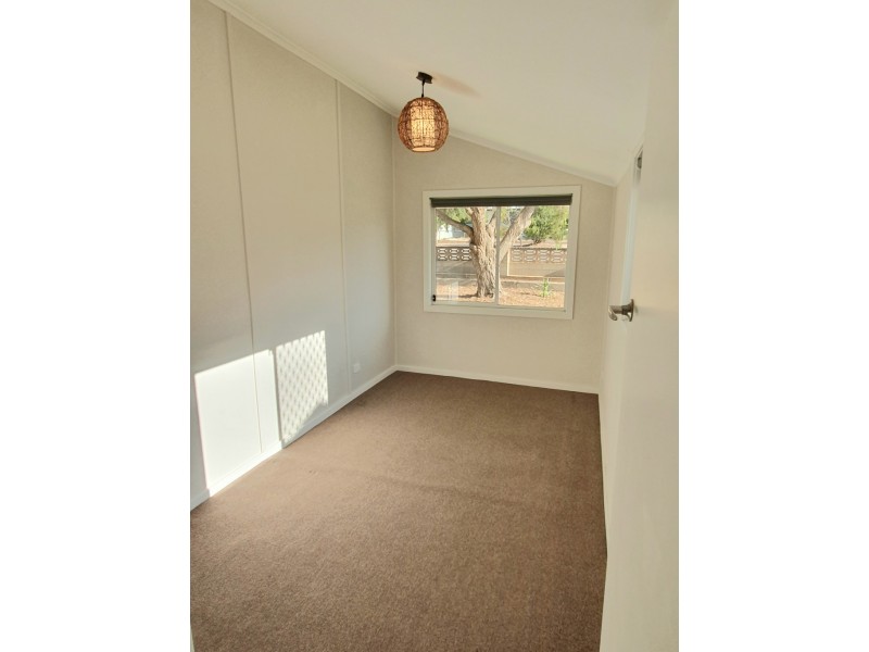 6 Laffer Street, Barmera SA 5345