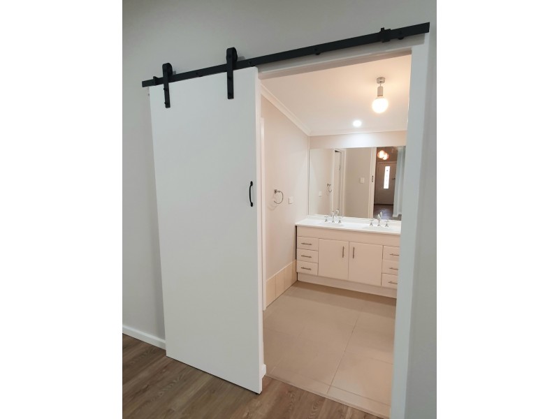 6 Laffer Street, Barmera SA 5345