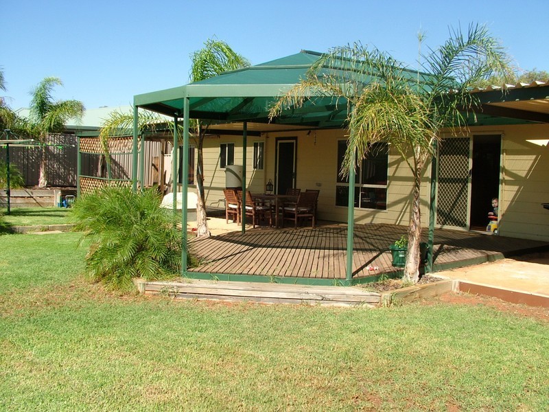 25 Quandong Street, Roxby Downs SA 5725