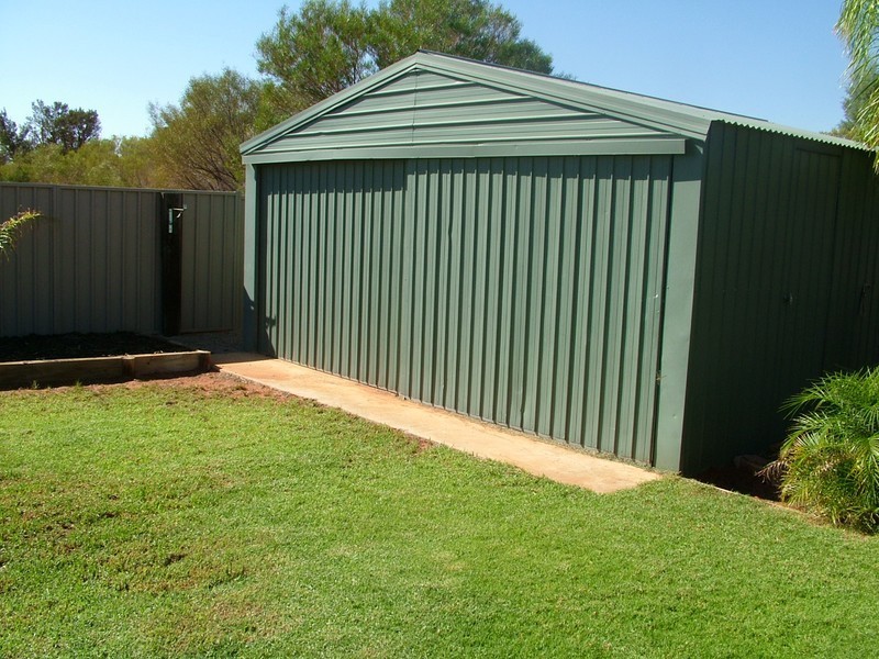 25 Quandong Street, Roxby Downs SA 5725