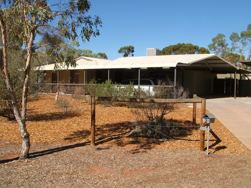 2 WANGIANNA STREET, Roxby Downs SA 5725