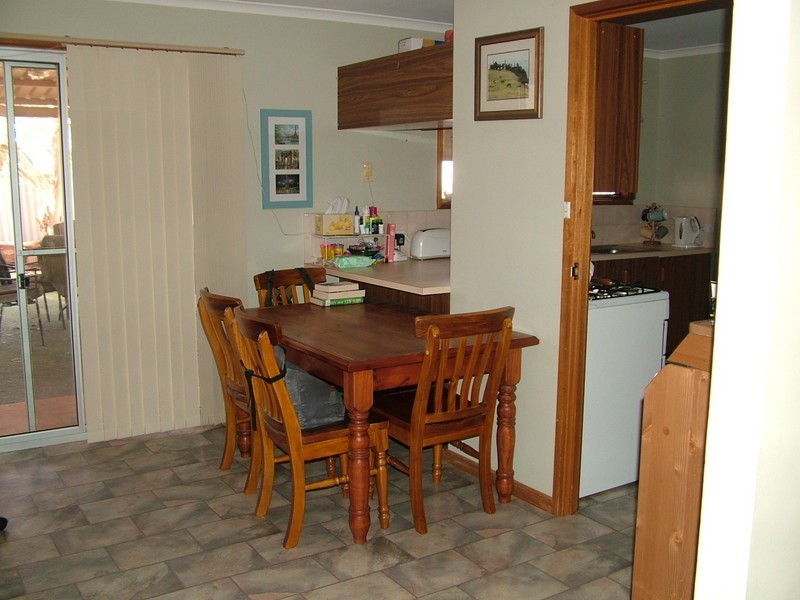 2 WANGIANNA STREET, Roxby Downs SA 5725