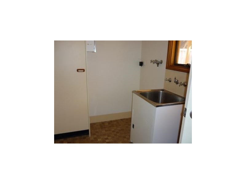 11 Kennebery Crescent, Roxby Downs SA 5725