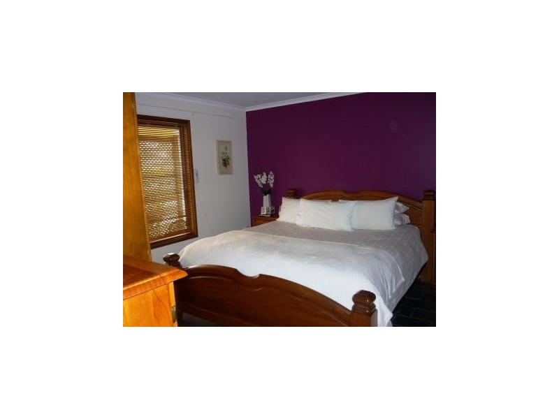 8  NYAROO COURT, Roxby Downs SA 5725