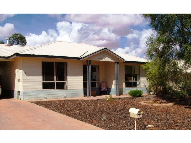 6 PINE CRESCENT, Roxby Downs SA 5725