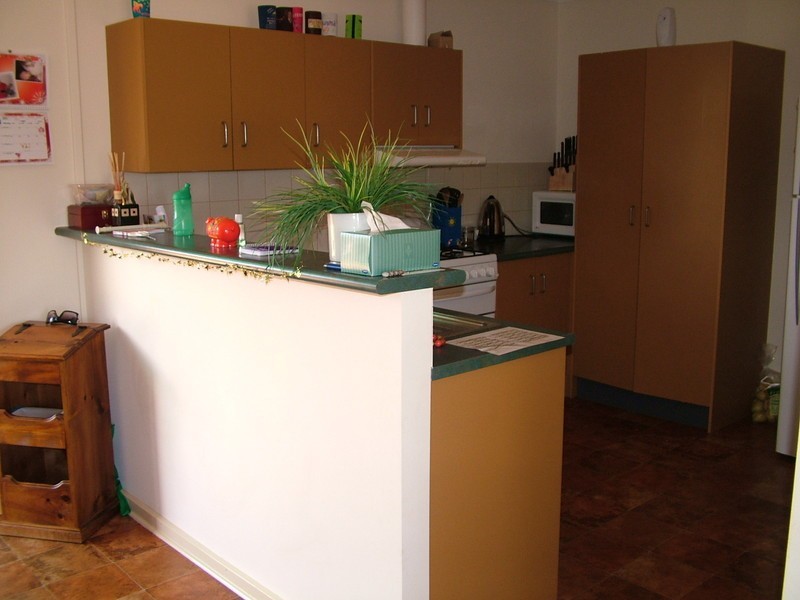 6 PINE CRESCENT, Roxby Downs SA 5725