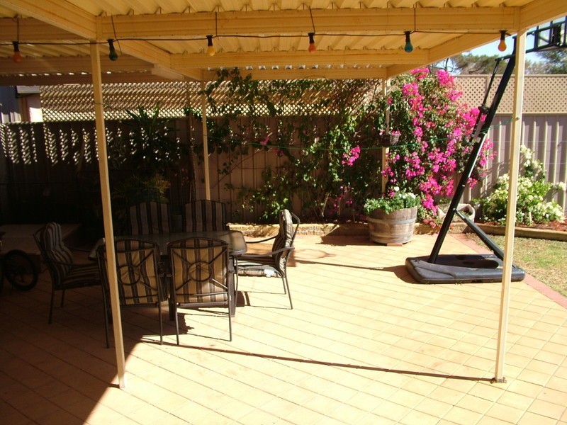 39 Tiliqua Crescent, Roxby Downs SA 5725