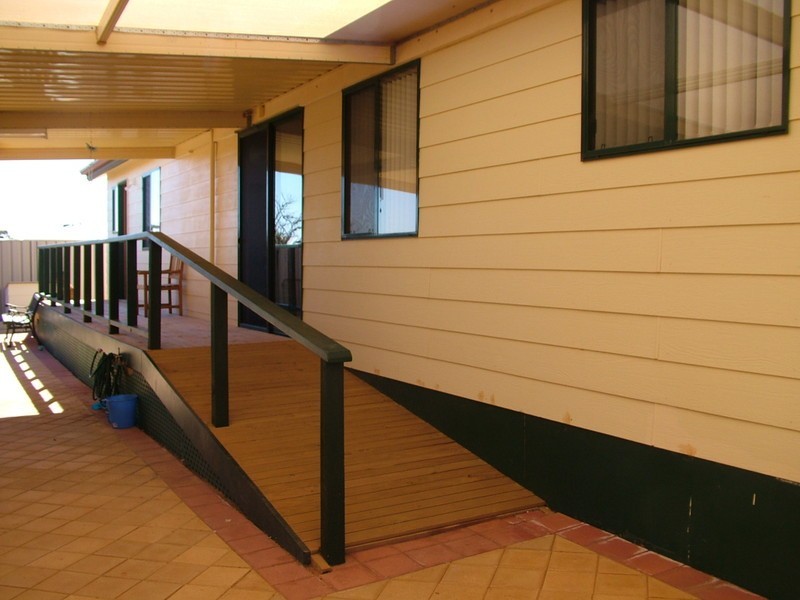 39 Tiliqua Crescent, Roxby Downs SA 5725