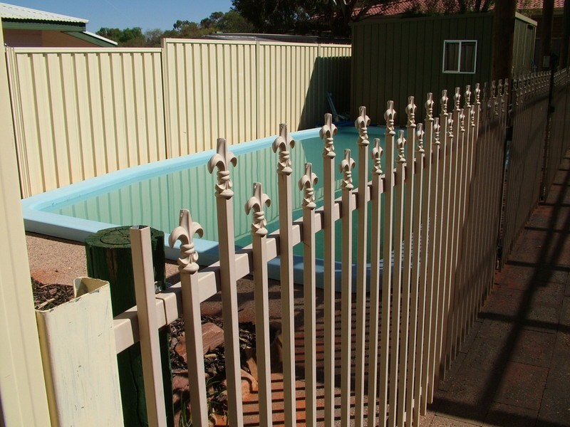 1 ANNA COURT, Roxby Downs SA 5725