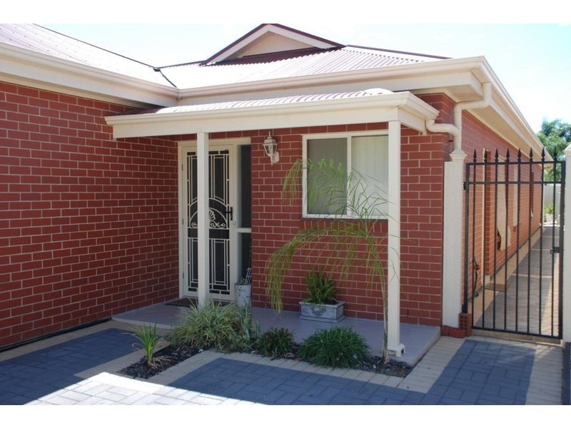 26E Cedar Ave, Renmark SA 5341