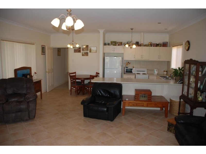 26E Cedar Ave, Renmark SA 5341
