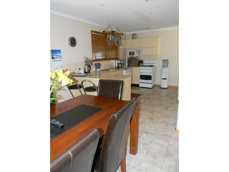 15  BOPEECHEE STREET, Roxby Downs SA 5725