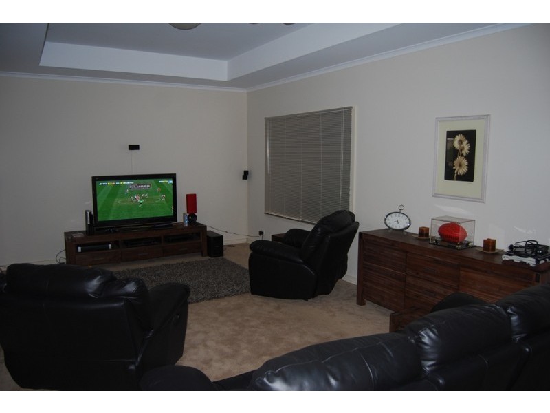 16  MULGA, Roxby Downs SA 5725