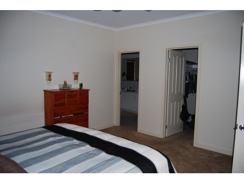 16  MULGA, Roxby Downs SA 5725