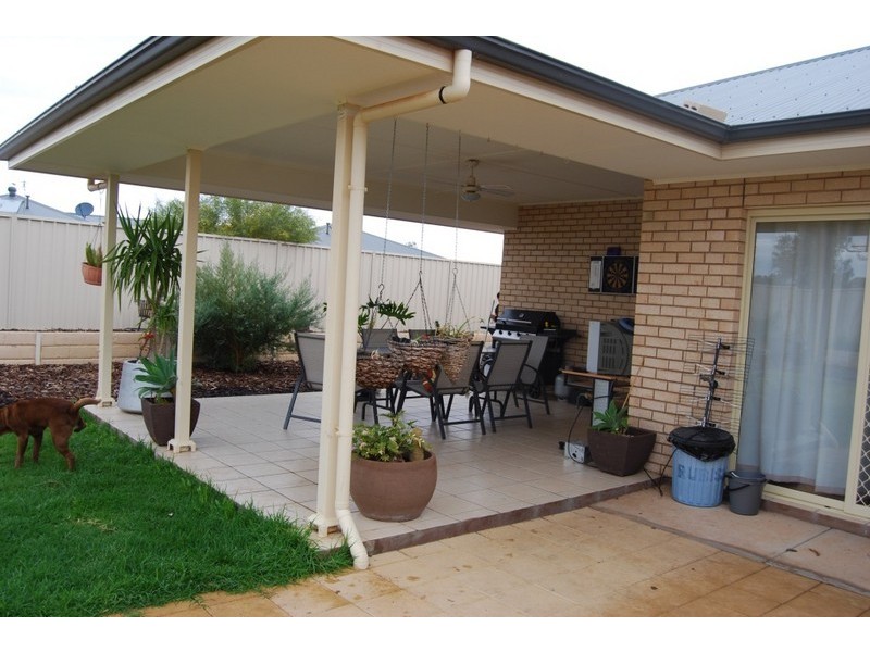 16  MULGA, Roxby Downs SA 5725