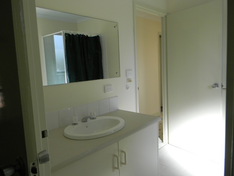 19 FINNISS STREET, Roxby Downs SA 5725