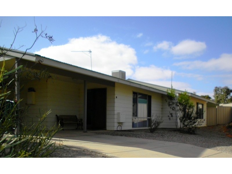 3 ARCOONA STREET, Roxby Downs SA 5725