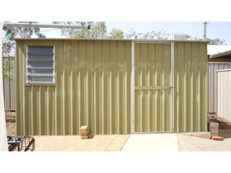 3 ARCOONA STREET, Roxby Downs SA 5725