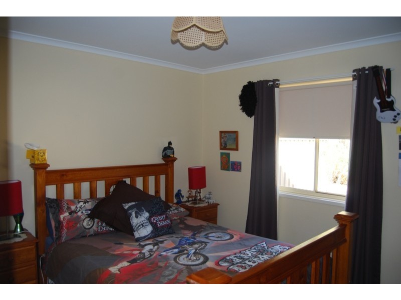 10  EMEROO COURT, Roxby Downs SA 5725