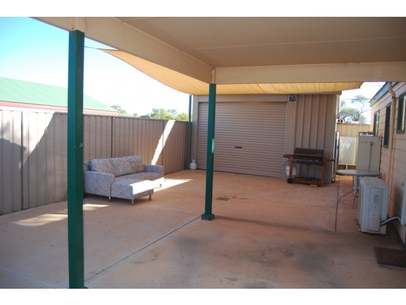 24/30  BURGOYN STREET, Roxby Downs SA 5725