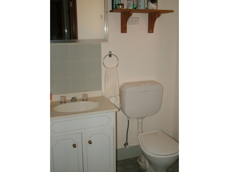 24 CURDIMURKA STREET, Roxby Downs SA 5725