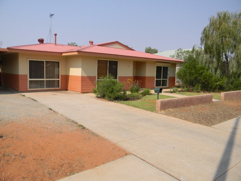 90 STUART ROAD, Roxby Downs SA 5725