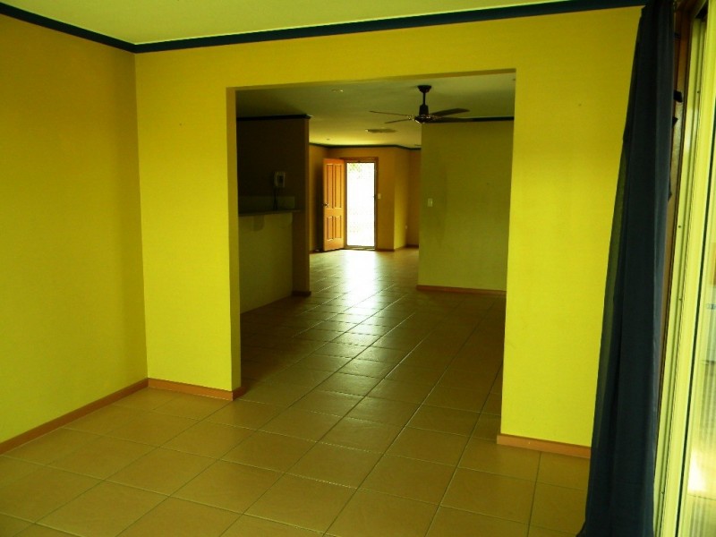 90 STUART ROAD, Roxby Downs SA 5725