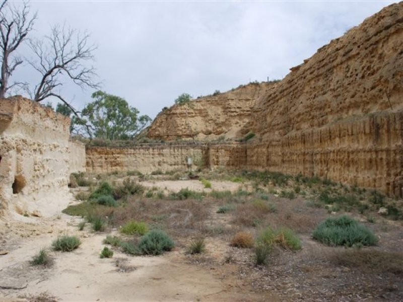 72 Old Coach Road, Overland Corner SA 5330