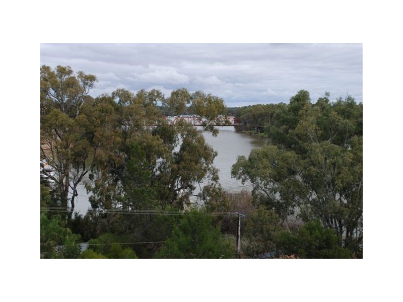 1 Lookout Drive, Paringa SA 5340
