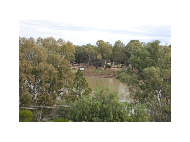 1 Lookout Drive, Paringa SA 5340
