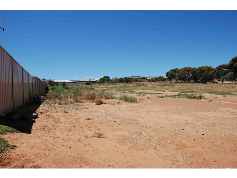 Lot 200 Hughes Avenue, Paringa SA 5340