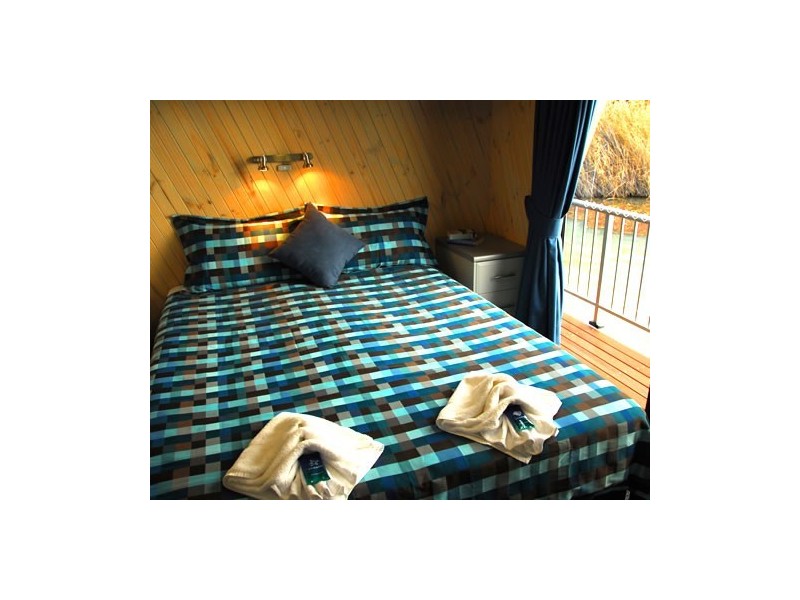 5 Lock Road, Paringa SA 5340