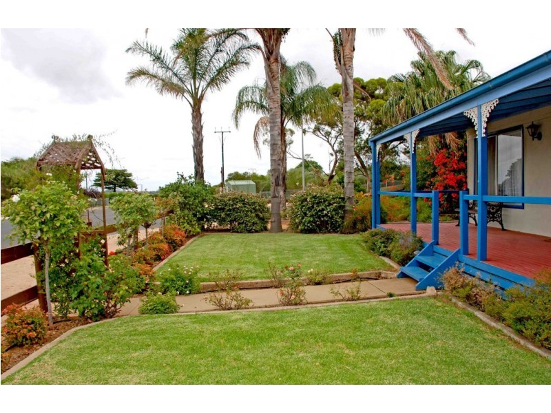 1 Phillips Road, Berri SA 5343