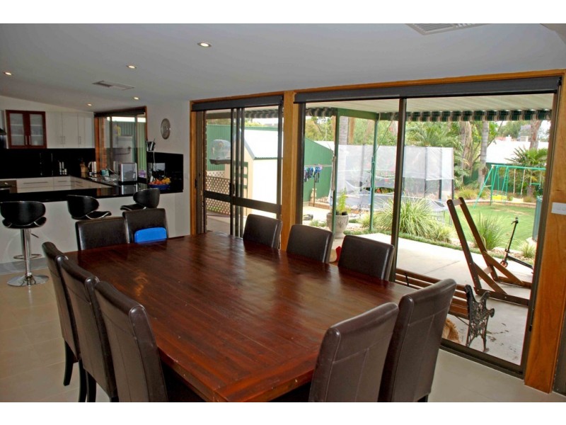 11  Sadlier Street, Loxton SA 5333