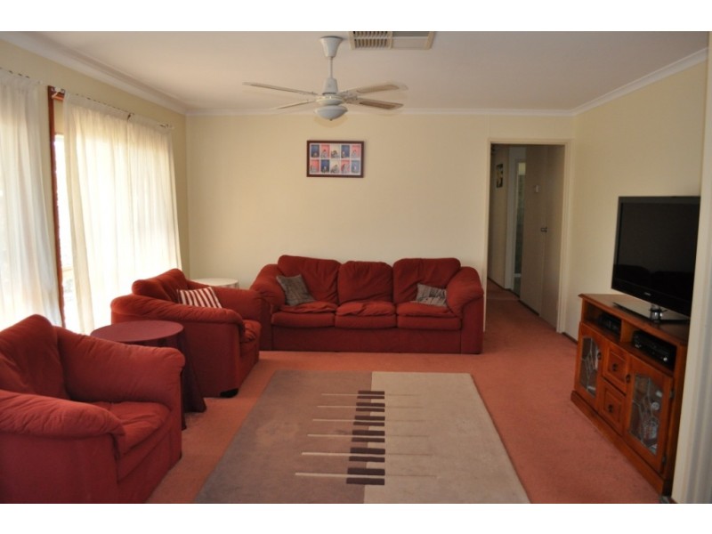 55 PIONEER DRIVE, Roxby Downs SA 5725