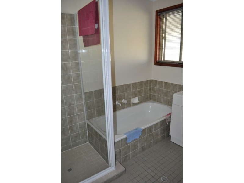 55 PIONEER DRIVE, Roxby Downs SA 5725