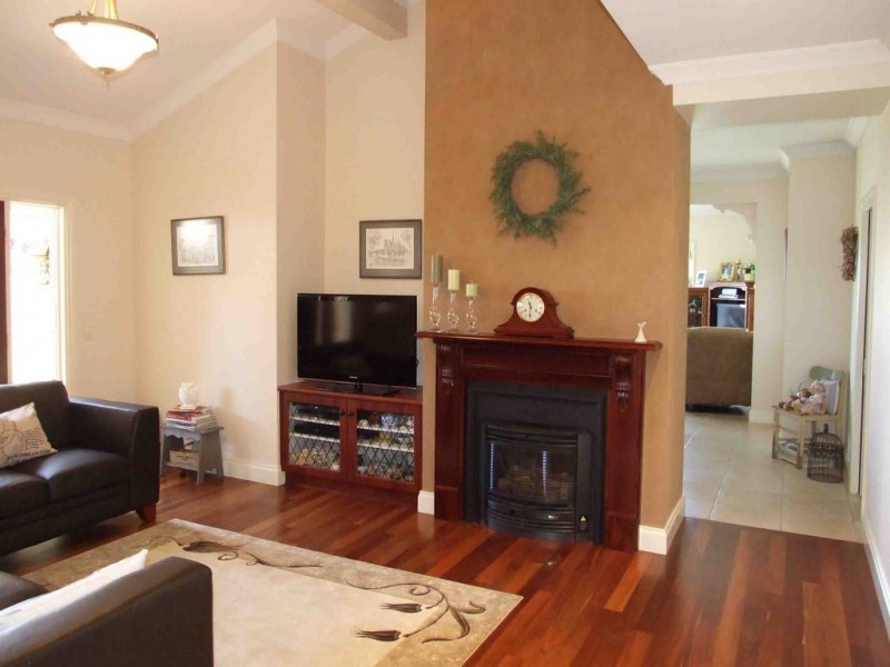 30 McLean Street, Berri SA 5343