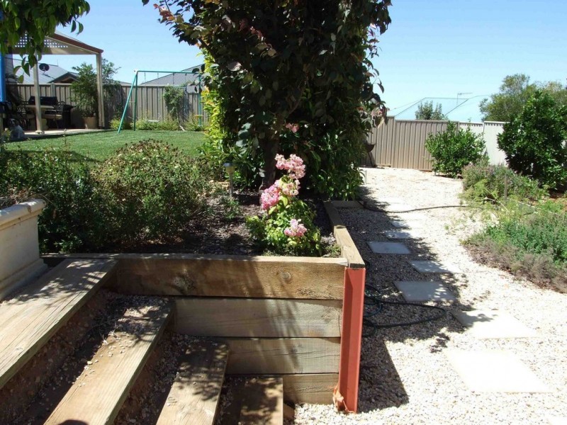 30 McLean Street, Berri SA 5343