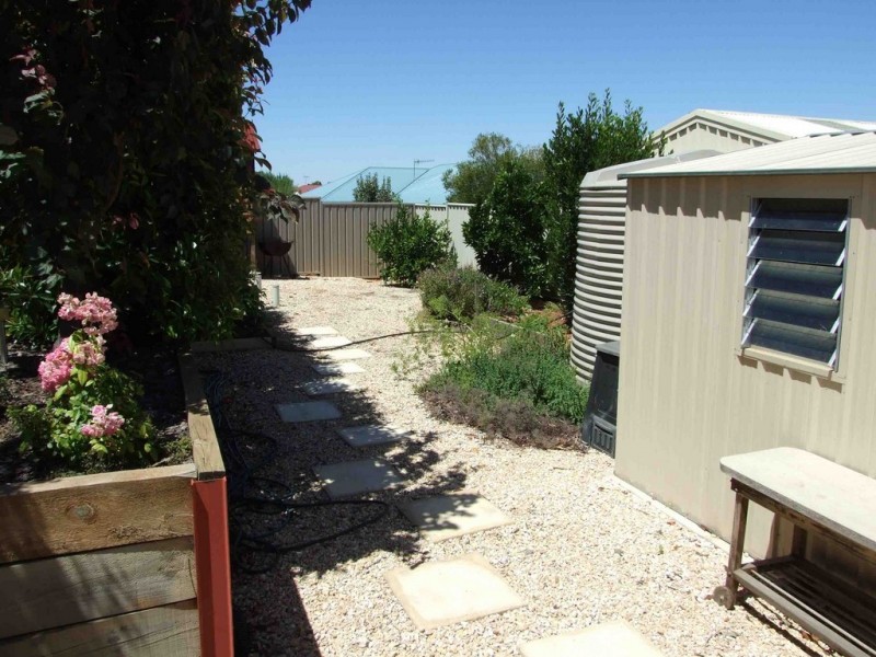 30 McLean Street, Berri SA 5343