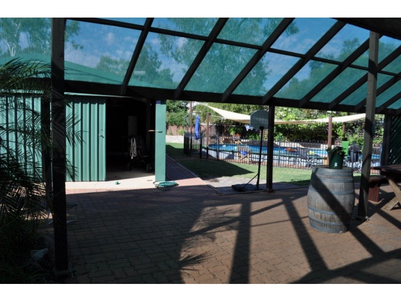 6 HAMILTON COURT, Roxby Downs SA 5725