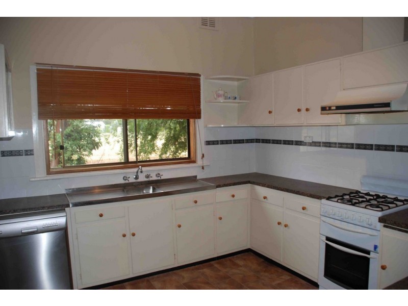 74 Arumpo Street, Renmark SA 5341