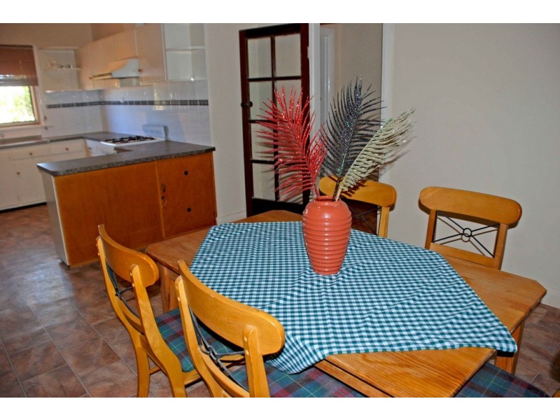 74 Arumpo Street, Renmark SA 5341