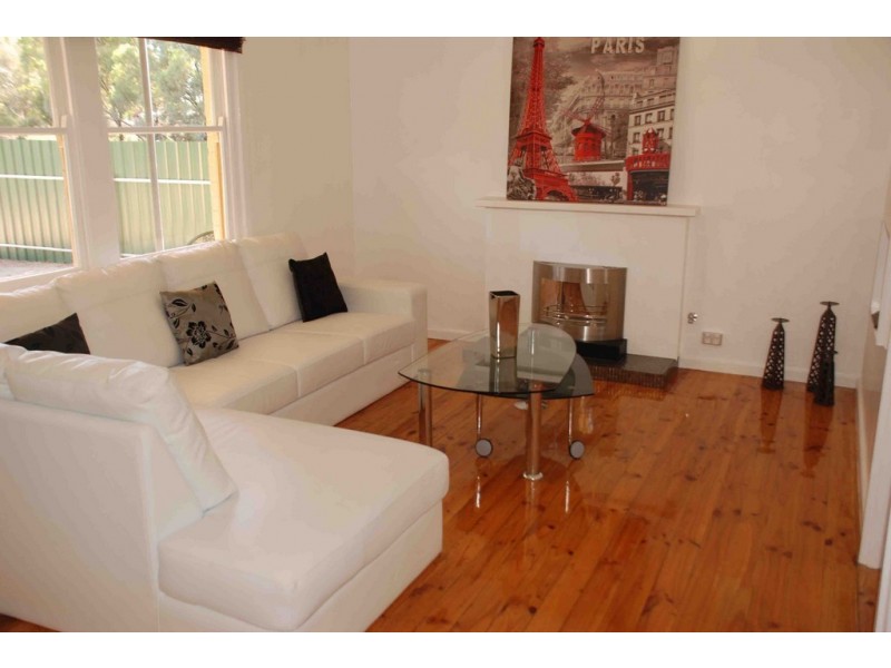 4 Gogel Road, Moorook SA 5332