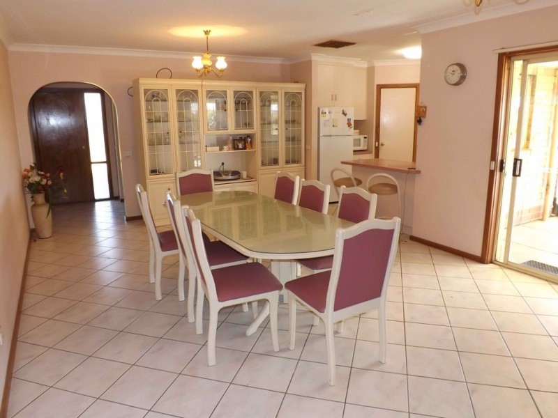 20 Twenty-fourth Street, Renmark SA 5341