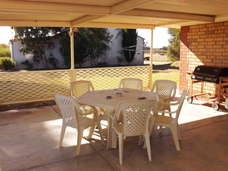 20 Twenty-fourth Street, Renmark SA 5341