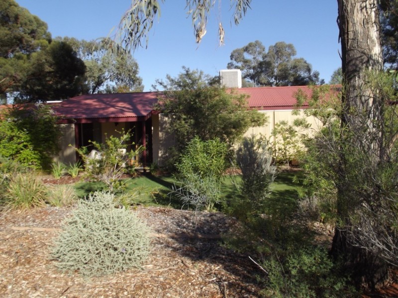 10 Mulgaria Crescent, Roxby Downs SA 5725