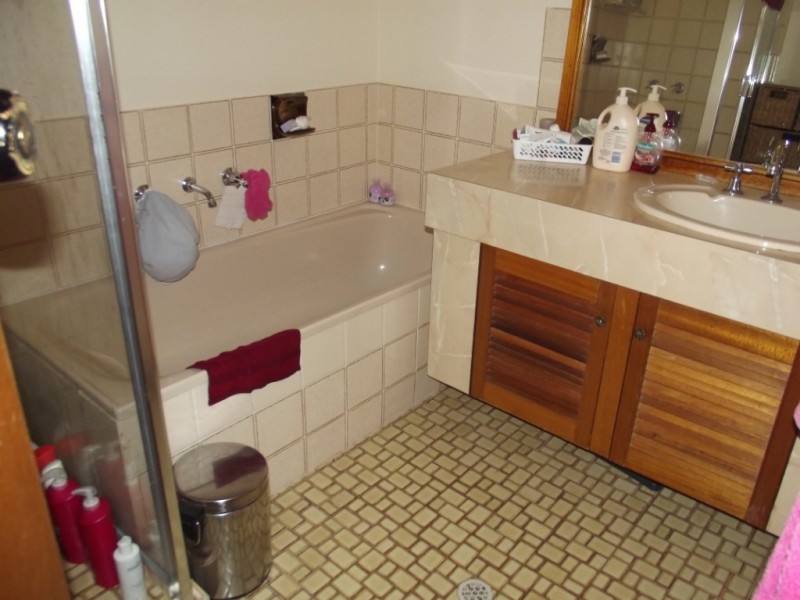 62 AXEHEAD ROAD, Roxby Downs SA 5725