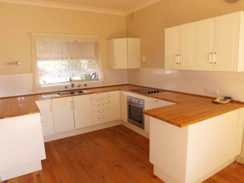 11 Hawdon Street, Barmera SA 5345