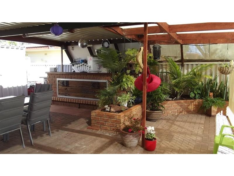 51 PIONEER DRIVE, Roxby Downs SA 5725